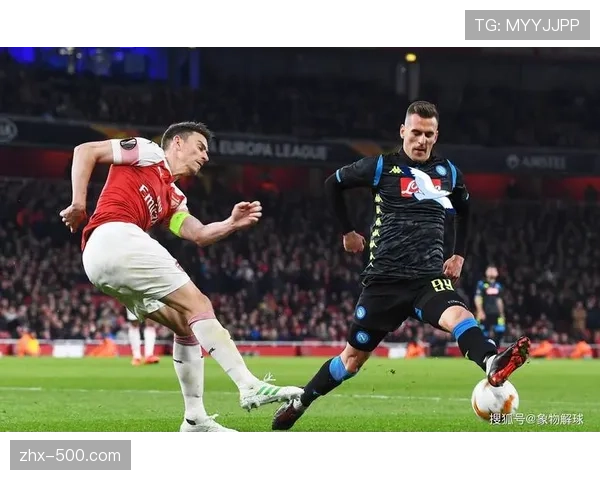 都灵主场遭遇困境与那不勒斯激战 防守进攻难题下定位球成关键破局希望